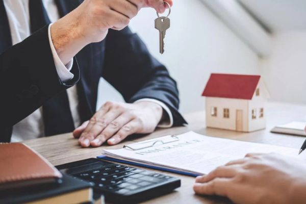 công chứng chia tách đất nhà nước