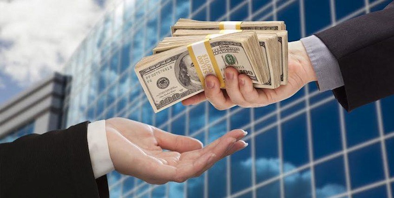 vay bằng USD