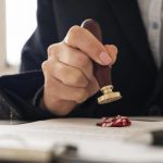 Ai có quyền yêu cầu