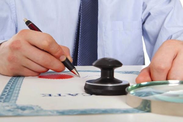 Ủy quyền công chứng di sản