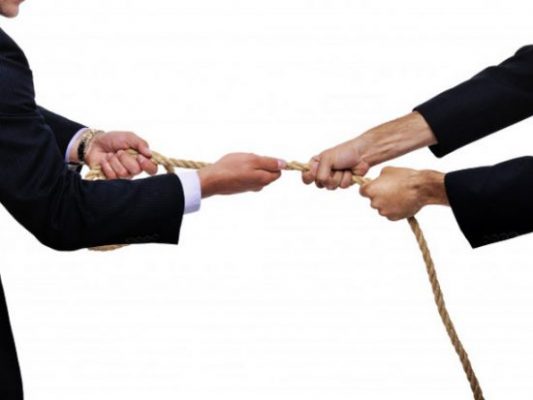 công chứng hợp đồng đấu giá tranh chấp quyền sở hữu