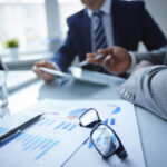 Thời điểm công chứng ngoài trụ sở xác định thế nào? dich-vu-tu-van