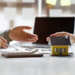 Đặt cọc qua trung gian: Khi tranh chấp ai chịu trách nhiệm? huy-hop-dong-the-chap