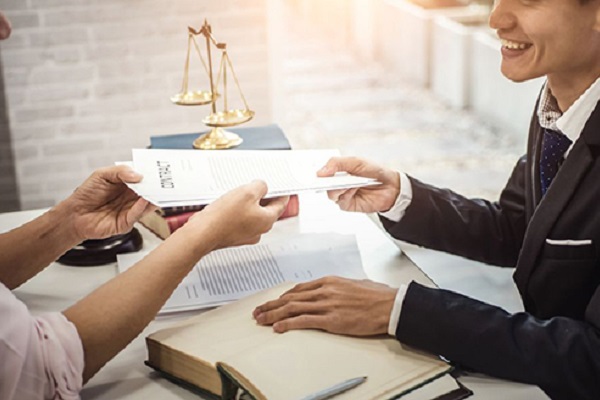 nghỉ việc không báo trước