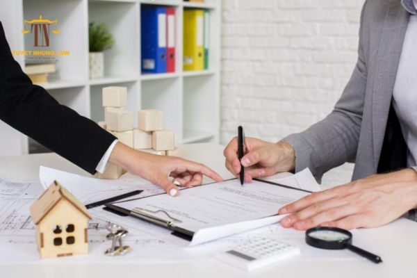 Bán nhà có nên công chứng không? Lợi ích và quy định